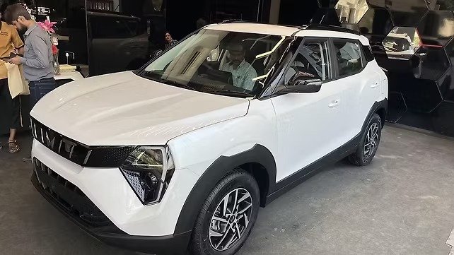 Mahindra SUV 3 XO